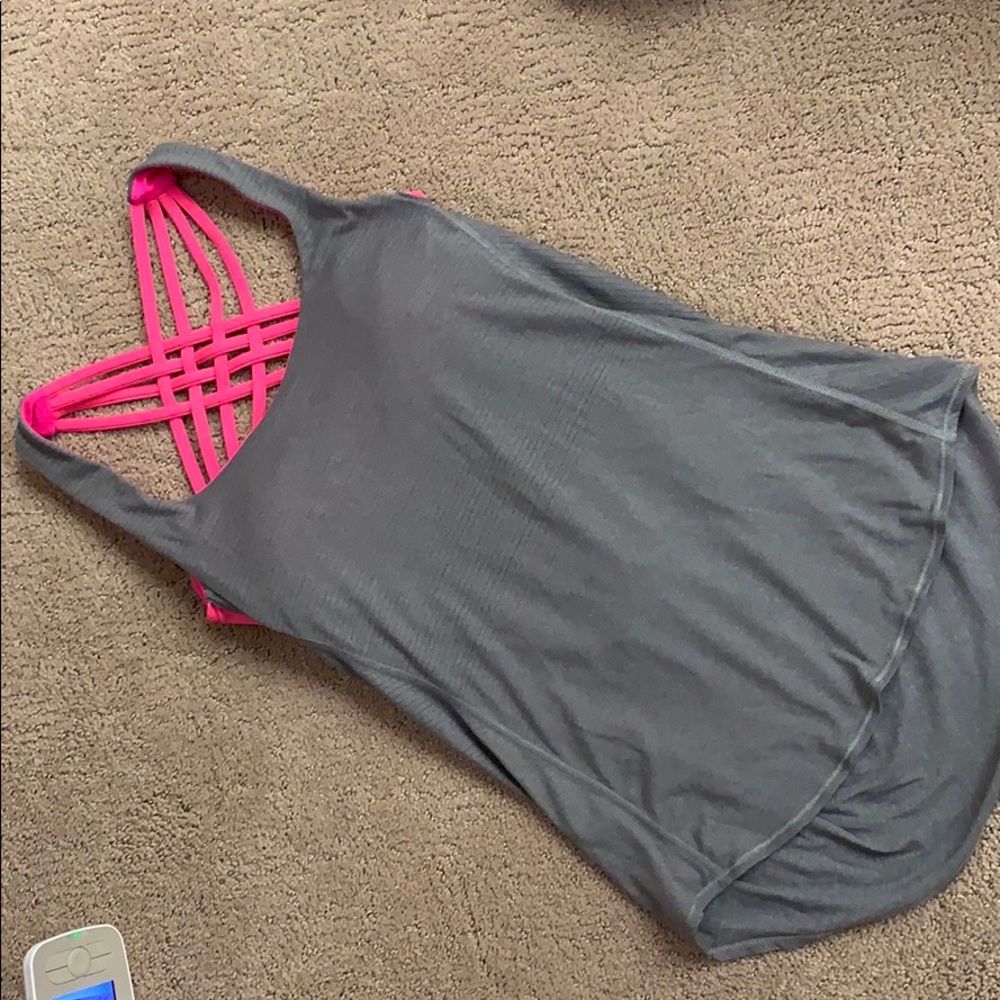 Lululemon work out top